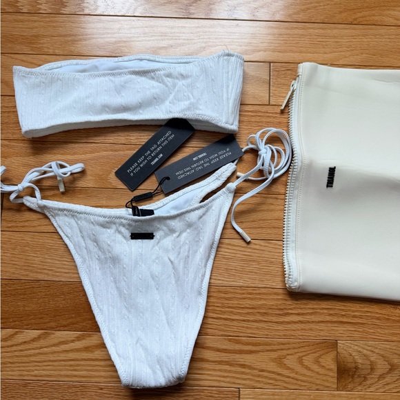 Triangl Swimwear- Kaya - Picture 3 of 4